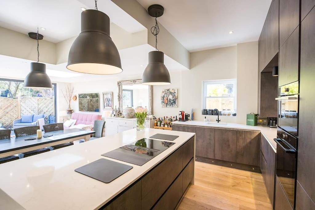 Swanky Pad In Putney Londen